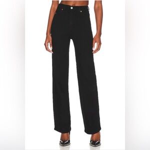 Moxy Straight Jeans in Solid Black